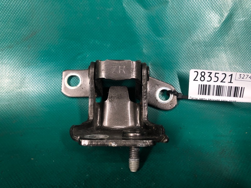 Петля двери верхняя задняя правая MAZDA 3 BM 13-19 2017 2.0L 4 KD53-72-210 Б/У