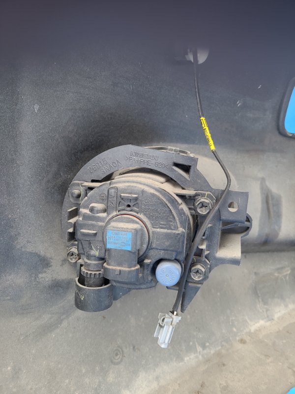 Бампер передний LEAF 10-17