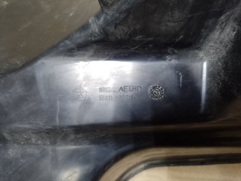 Воздуховод салона левый JOURNEY 08-20