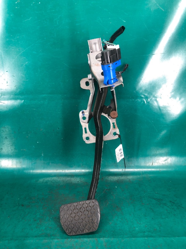 Педаль тормоза MAZDA 3 BM 13-19 2017 2.0L 4 BJS9-43-300B Б/У