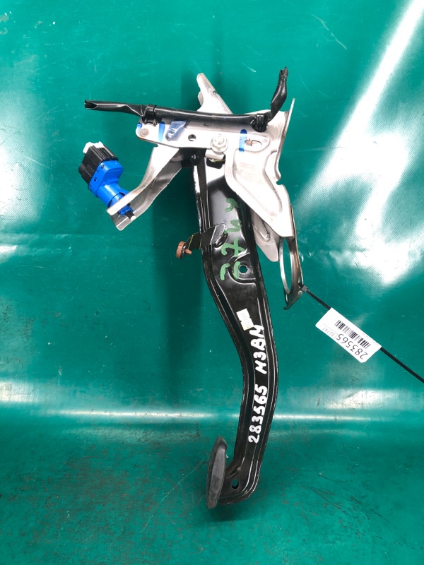 Педаль тормоза 3 BM 13-19 2017 2.0L 4