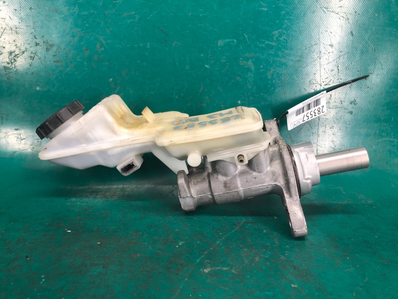 Главный тормозной цилиндр MAZDA 3 BM 13-19 2017 2.0L 4 BJZ9-43-40ZA Б/У