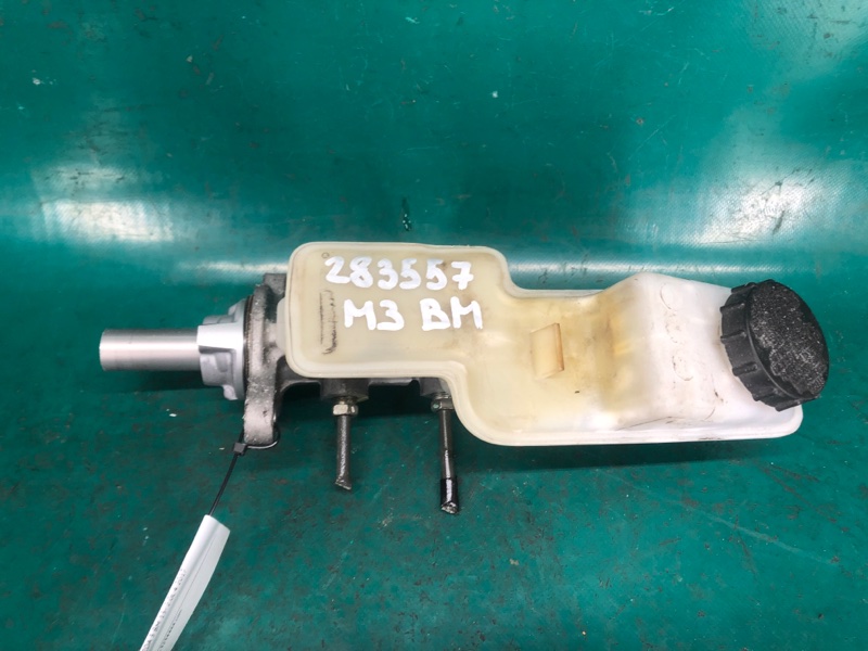 Главный тормозной цилиндр 3 BM 13-19 2017 2.0L 4