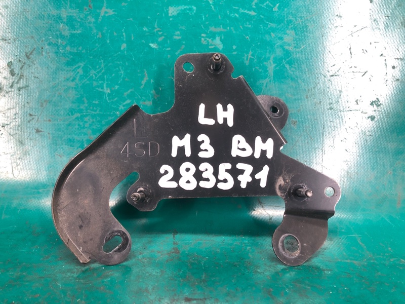 Кронштейн датчика слепых зон левый 3 BM 13-19 2017 2.0L 4
