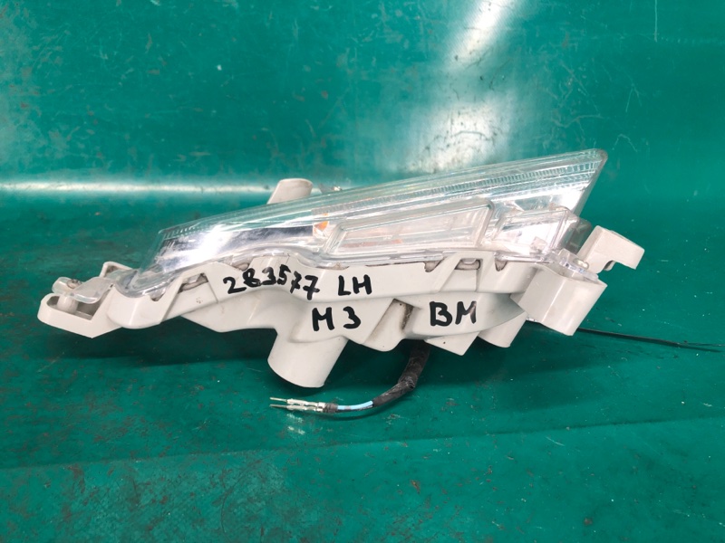 Повторитель поворота в бампер левый 3 BM 13-19 2017 2.0L 4