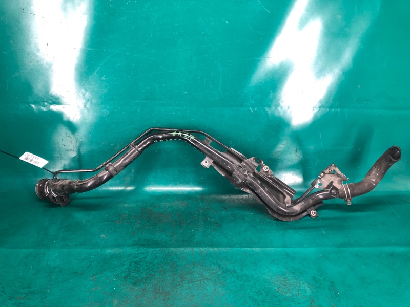 Горловина топливного бака 3 BM 13-19 2017 2.0L 4 Горловина топливного бака 3 BM 13-19 2017 2.0L 4