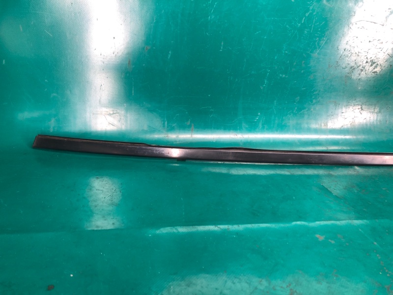 Молдинг крыши левый MAZDA 3 BM 13-19 2.0L 4