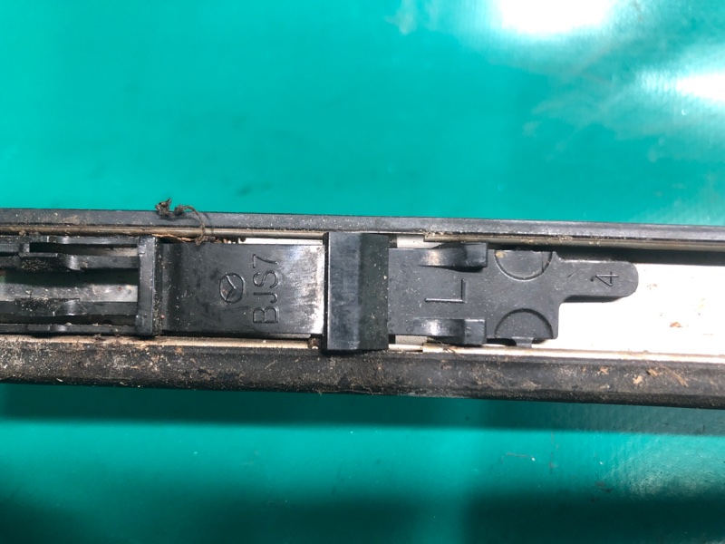 Молдинг крыши левый 3 BM 13-19 2017 2.0L 4