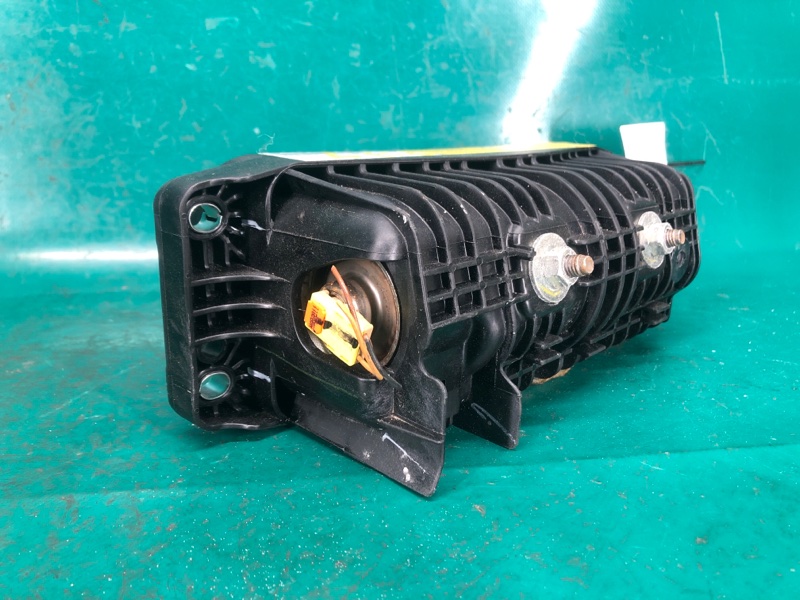 Подушка безопасности пассажира PASSAT B7 11-15 11/2011 CBTA 2.5L