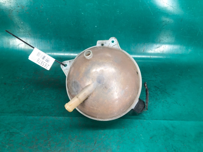 Бачок расширительный PASSAT B7 11-15 11/2011 CBTA 2.5L