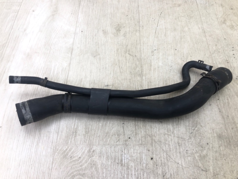 Патрубок системы охлаждения JETTA USA 10-17