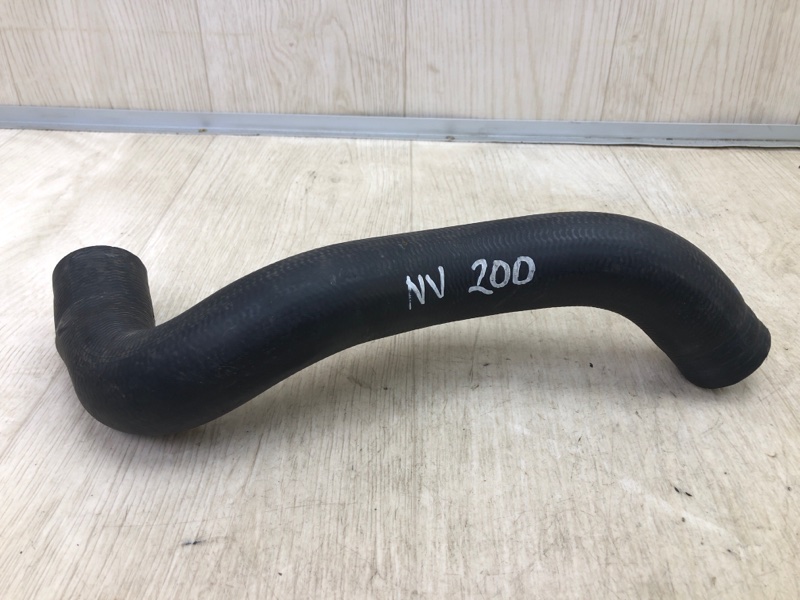 Патрубок системы охлаждения NV200 USA 13-