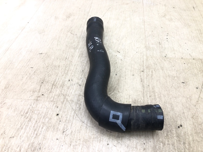 Патрубок системы охлаждения TOYOTA RAV4 13-19 ZSA42 2.0 3ZRFE Патрубок системы охлаждения TOYOTA RAV4 13-19 ZSA42 2.0 3ZRFE