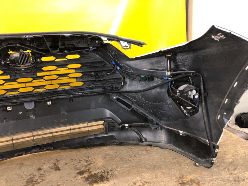 Бампер передний RAV4 18- Бампер передний RAV4 18-