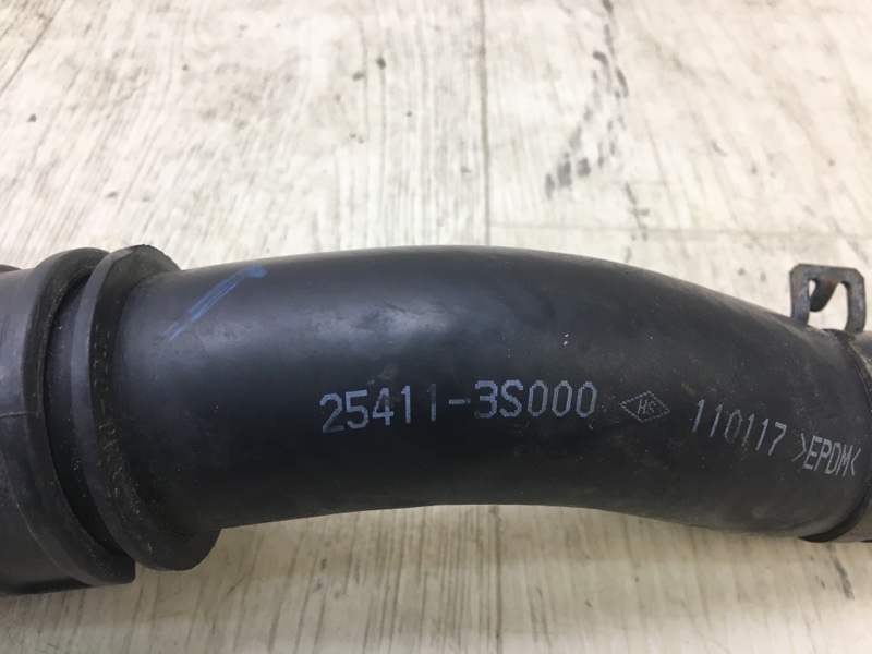 Патрубок системы охлаждения SONATA YF 10-14 YF 2.4 Патрубок системы охлаждения SONATA YF 10-14 YF 2.4