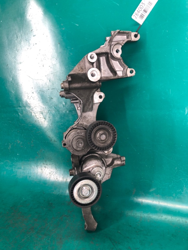 Натяжитель ремня генератора VOLKSWAGEN PASSAT B7 11-15 CBTA 2.5L