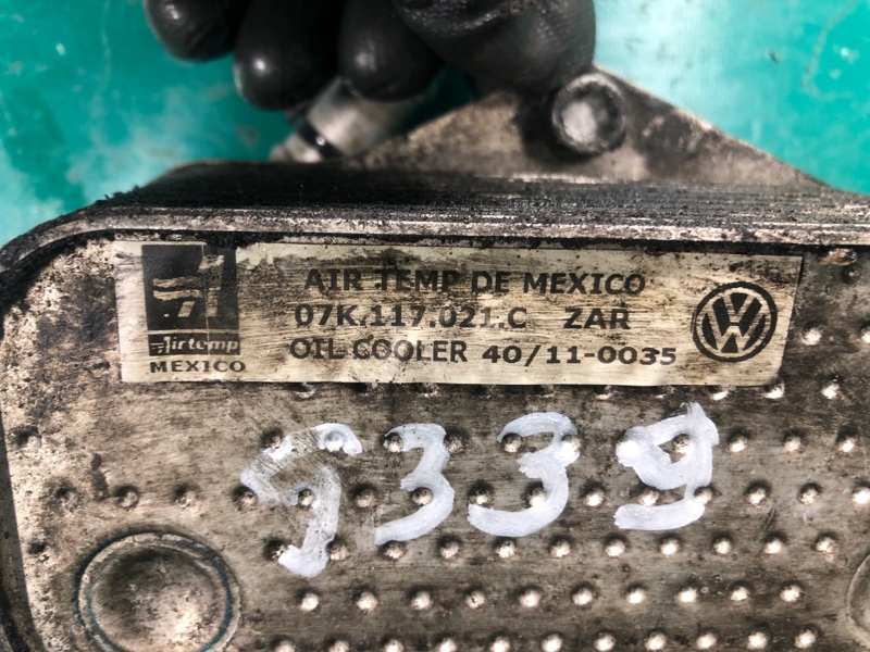 Теплообменник двигателя VOLKSWAGEN PASSAT B7 11-15 CBTA 2.5L