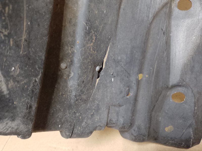 Подкрылок передний правый MAZDA 5 CR 05-10 Минивен 2.3 Подкрылок передний правый MAZDA 5 CR 05-10 Минивен 2.3