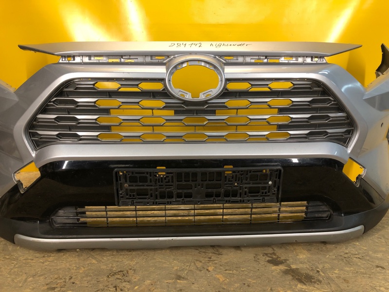 Бампер передний RAV4 18- Бампер передний RAV4 18-