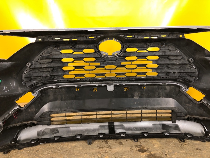 Бампер передний RAV4 18- Бампер передний RAV4 18-