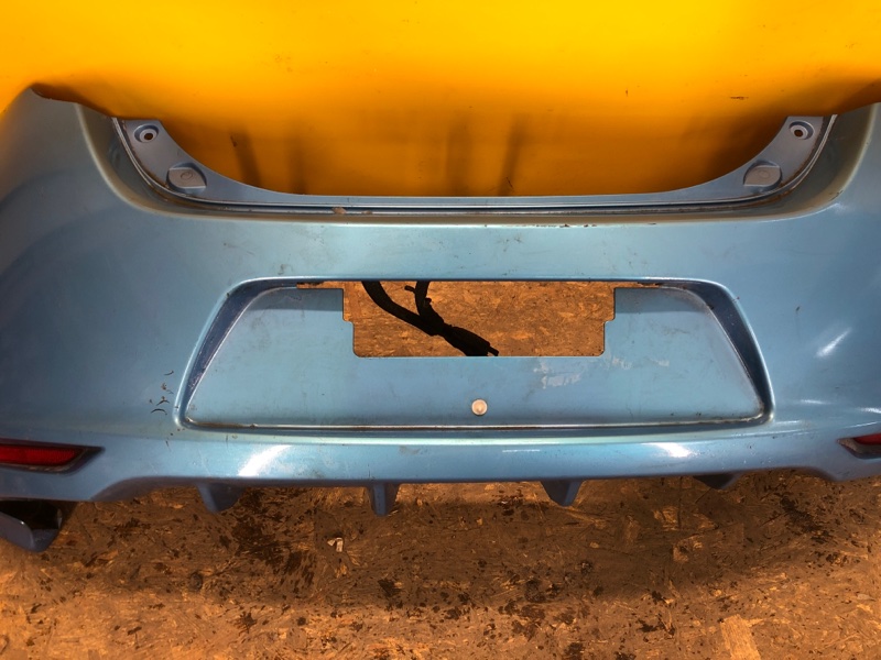 Бампер задний LEAF 10-17