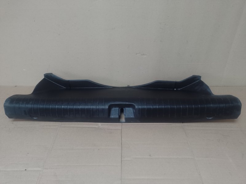 Накладка на порог багажника ACURA RLX 13-20 84640-TY2-A01ZA Б/У