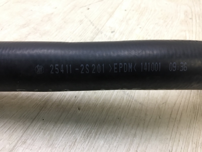 Патрубок системы охлаждения TUCSON LM 09-15 2014 LM 2.0 G4KD