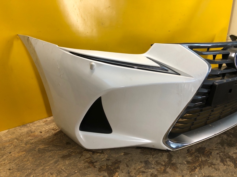 Бампер передний LEXUS IS250/350 13-20