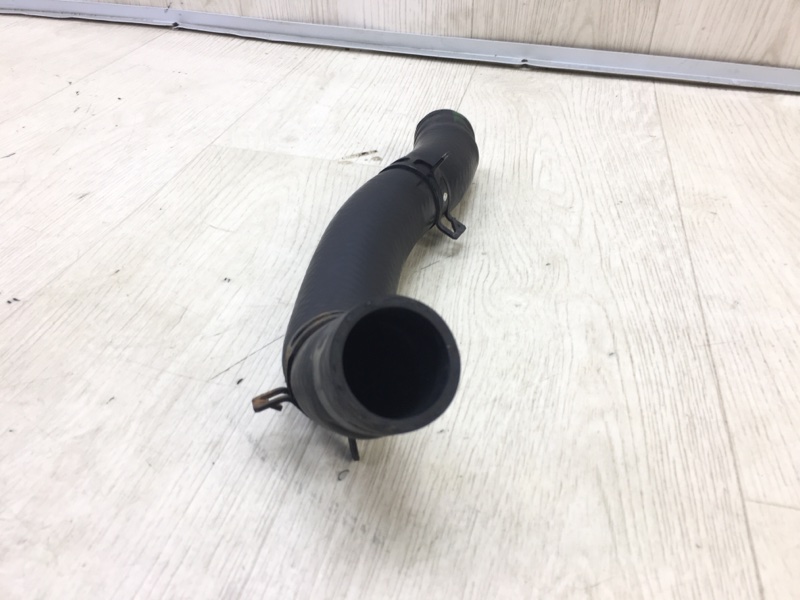 Патрубок системы охлаждения HYUNDAI ACCENT RB 10- RB 1.6 G4FD Патрубок системы охлаждения HYUNDAI ACCENT RB 10- RB 1.6 G4FD