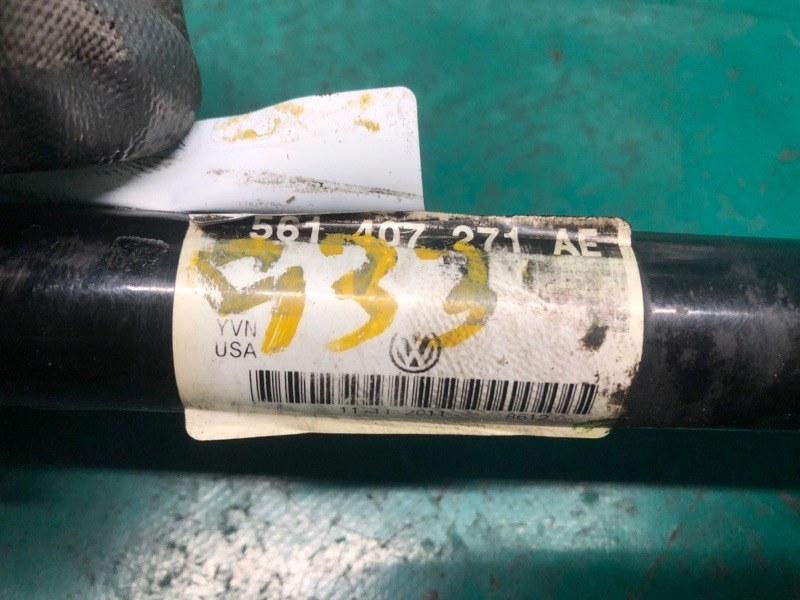 Привод передний левый PASSAT B7 11-15 11/2011 CBTA 2.5L