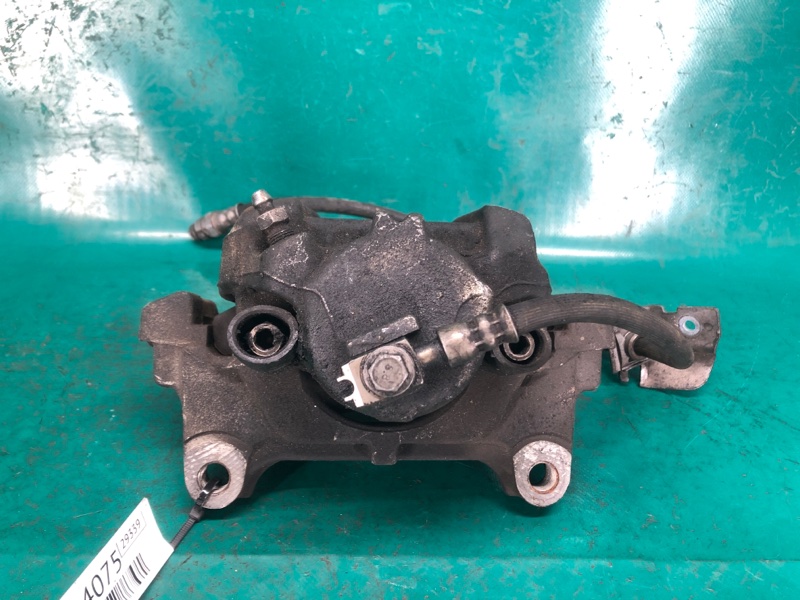 Суппорт тормозной передний левый VOLKSWAGEN PASSAT B7 11-15 CBTA 2.5L