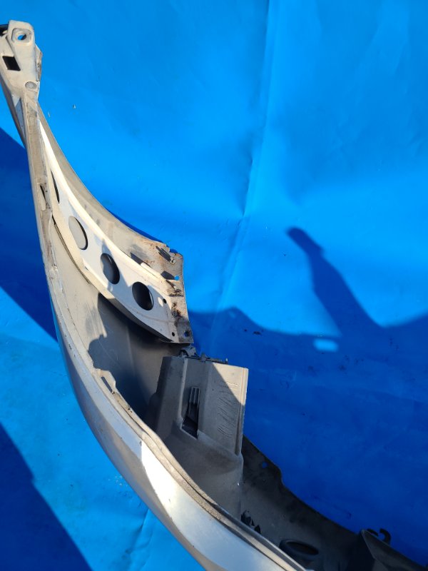 Бампер передний OUTBACK 03-09 BP