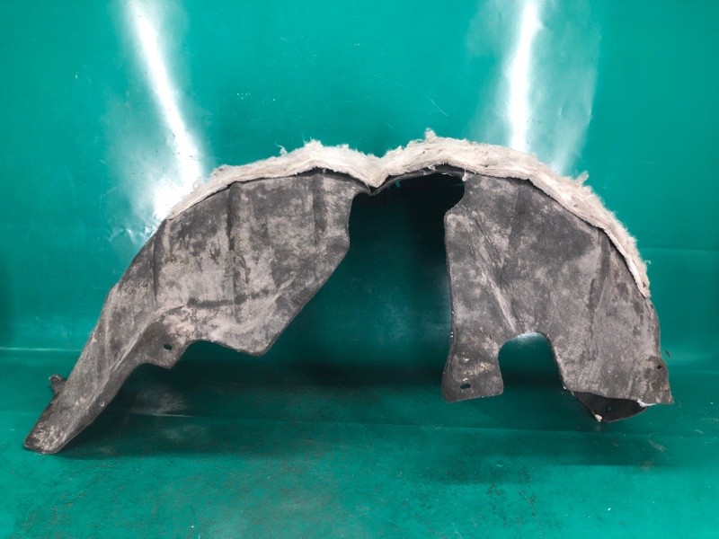 Подкрылок задний левый PASSAT B7 11-15 11/2011 CBTA 2.5L