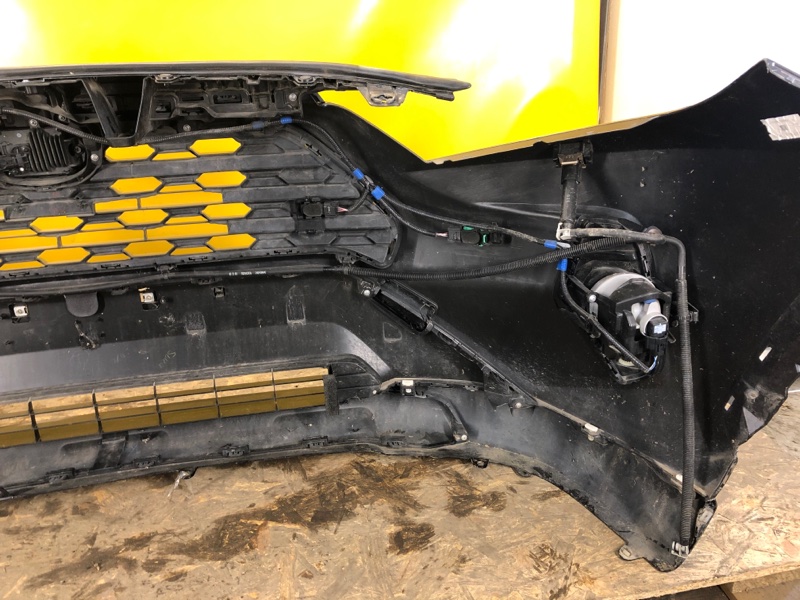 Бампер передний RAV4 18- Бампер передний RAV4 18-