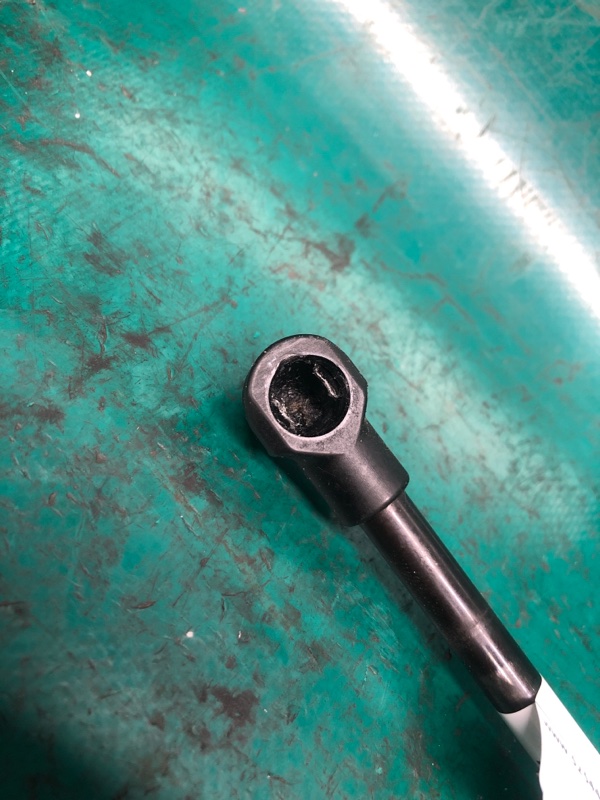 Амортизатор капота левый Q5 08-16 2011 CAEB 2.0T