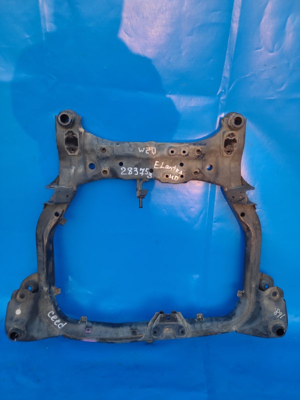 Балка передней подвески HYUNDAI ELANTRA HD 06-11 62405-2H020 Б/У