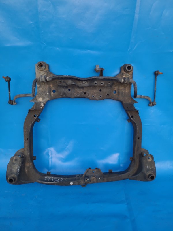 Запчасть балка передней подвески KIA CEED 06-12 62405-1H021 Б/У Балка передней подвески KIA CEED 06-12 62405-1H021 Б/У