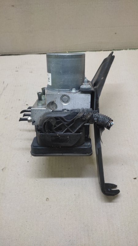 Блок ABS TLX 14-17 2017 3.5L 6