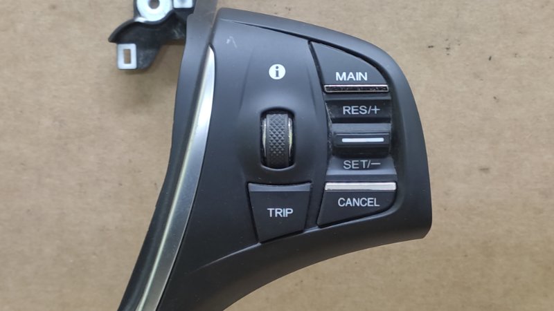 Кнопки на руль TLX 14-17 2017 3.5L 6 Кнопки на руль TLX 14-17 2017 3.5L 6