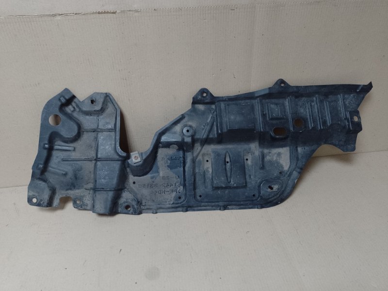 Защита двигателя левая CAMRY 50 12-15