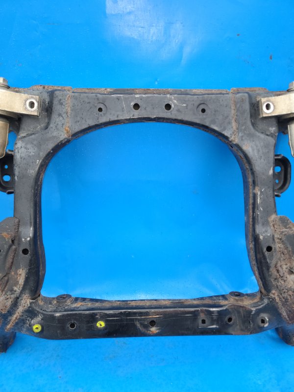 Балка передней подвески GS350 GS300 05-11 Балка передней подвески GS350 GS300 05-11