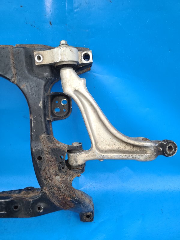 Балка передней подвески GS350 GS300 05-11 Балка передней подвески GS350 GS300 05-11