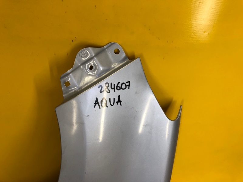 Крыло переднее переднее левое PRIUS C/AQUA 11-14