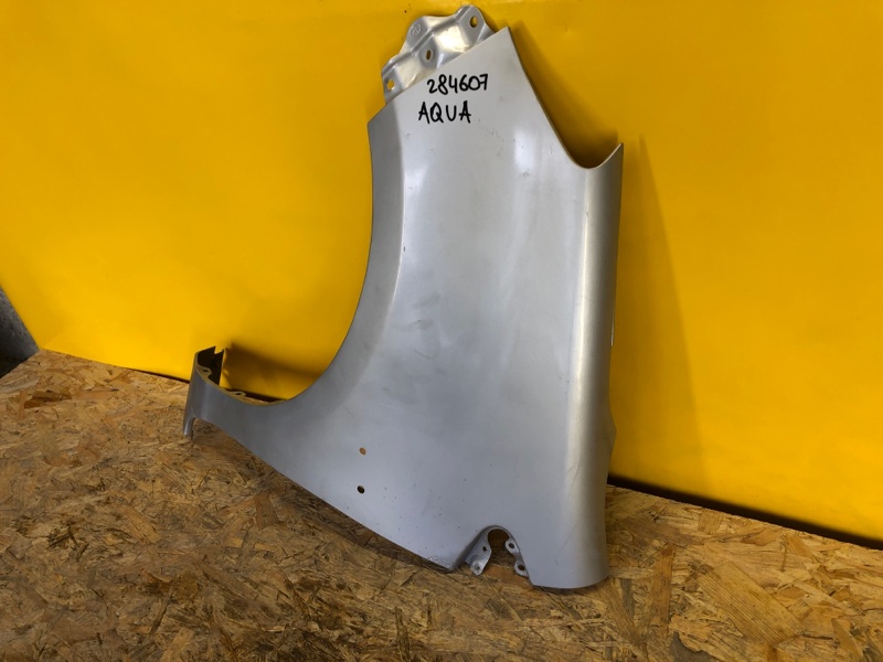 Крыло переднее переднее левое TOYOTA PRIUS C/AQUA 11-14