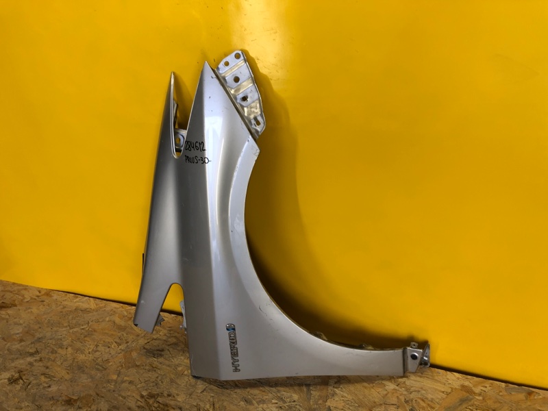 Крыло переднее переднее правое PRIUS - 30 09-17 Крыло переднее переднее правое PRIUS - 30 09-17