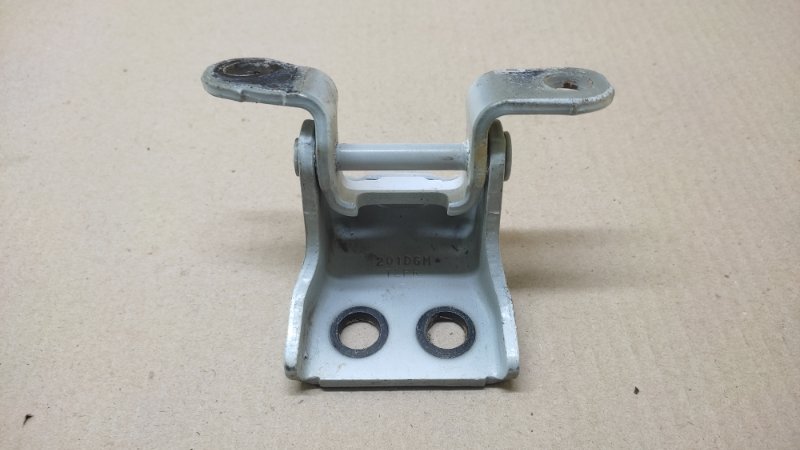 Петля двери нижняя передняя правая TLX 14-17 2017 3.5L 6 Петля двери нижняя передняя правая TLX 14-17 2017 3.5L 6