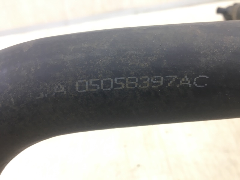 Патрубок системы охлаждения JOURNEY 08-20