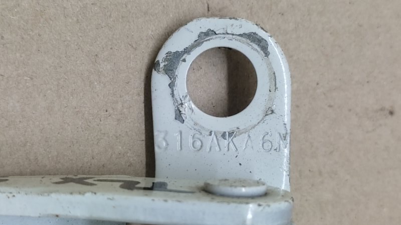 Петля двери нижняя задняя левая ACURA TLX 14-17 3.5L 6 Петля двери нижняя задняя левая ACURA TLX 14-17 3.5L 6