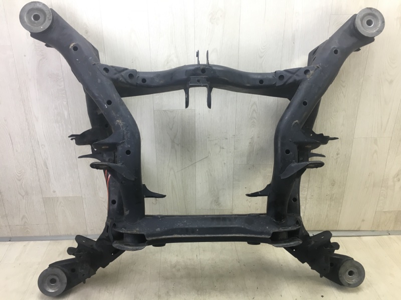 Балка задней подвески TOUAREG 10-17 ВНЕДОРОЖНИК