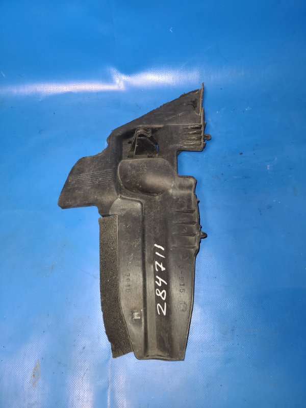 Дефлектор воздушный левый TOYOTA PRIUS - 30 09-17 53294-47010 Б/У